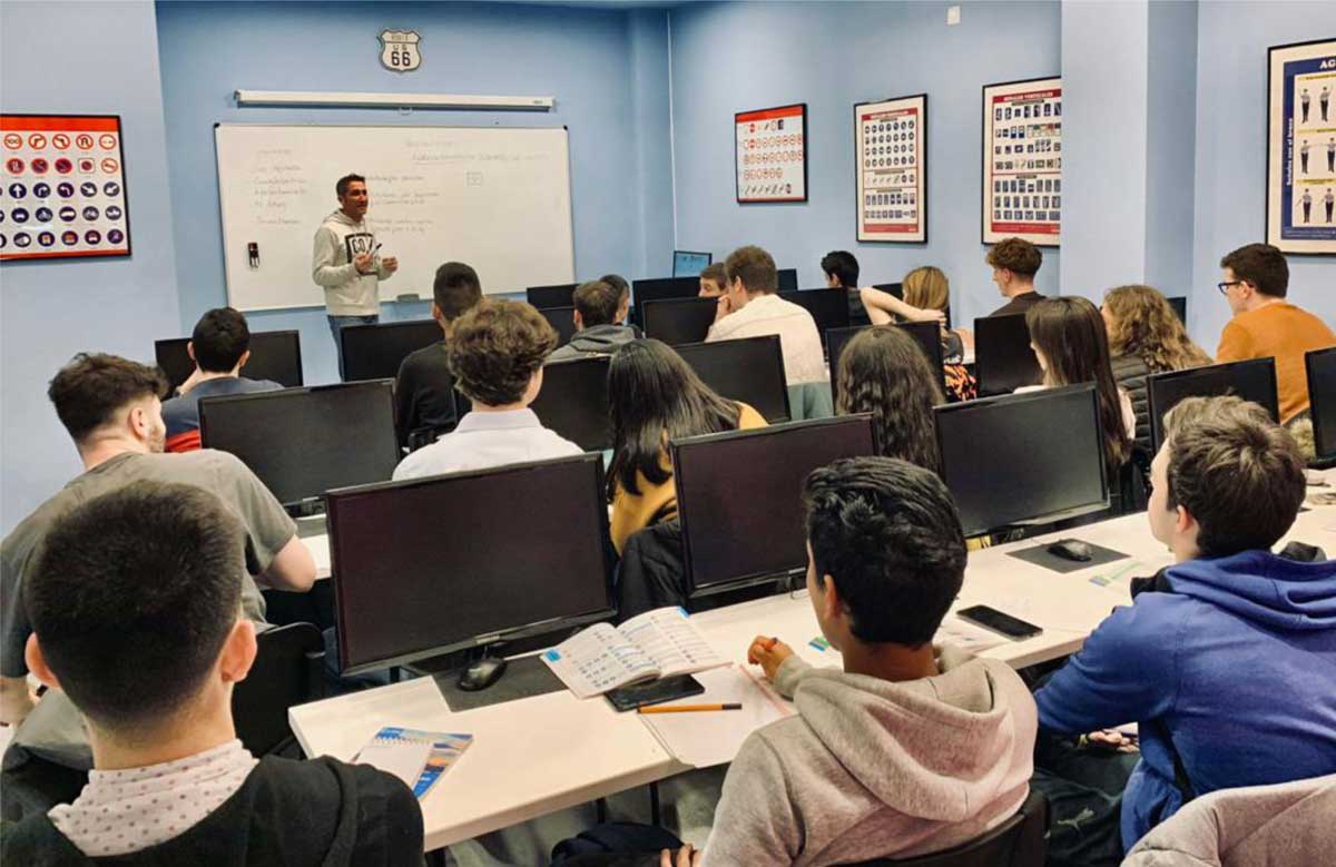 autoescuela pamplona precios teoria